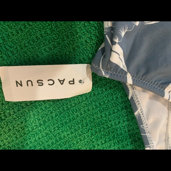 Rhythm Women's Honolulu Onepiece - Picture 2 of 6